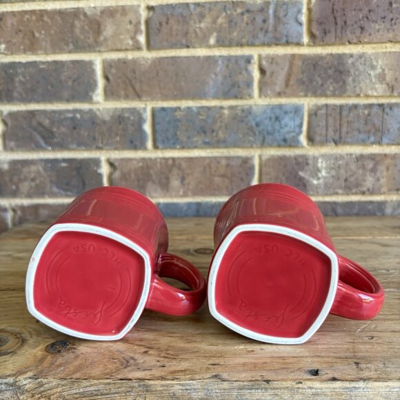 2 Homer Laughlin Fiesta Scarlet D Handle Square Bottom Mugs Fiestaware 12oz READ - Picture 6 of 12